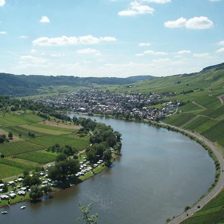 Comfortable Apartment In Ediger Eller Eifel Sankt Aldegund Kültér fotó
