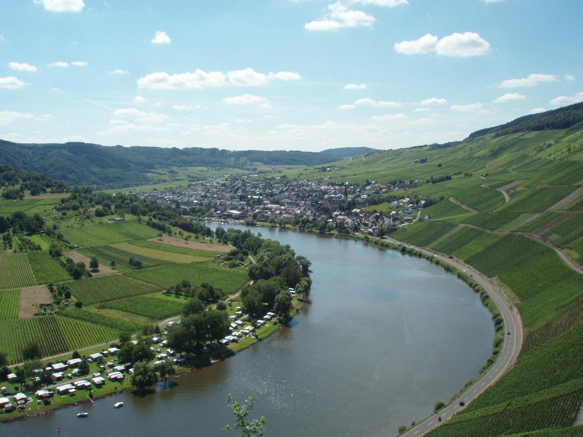 Comfortable Apartment In Ediger Eller Eifel Sankt Aldegund Kültér fotó